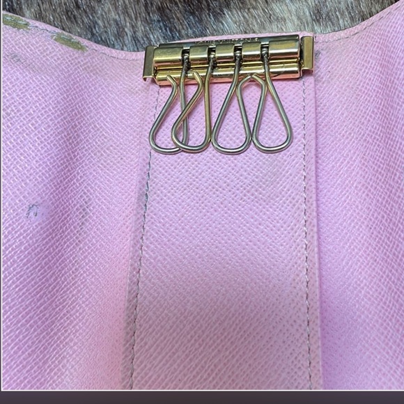 Louis Vuitton White Murakami Key Cles / Key Holder - Picture 6 of 8